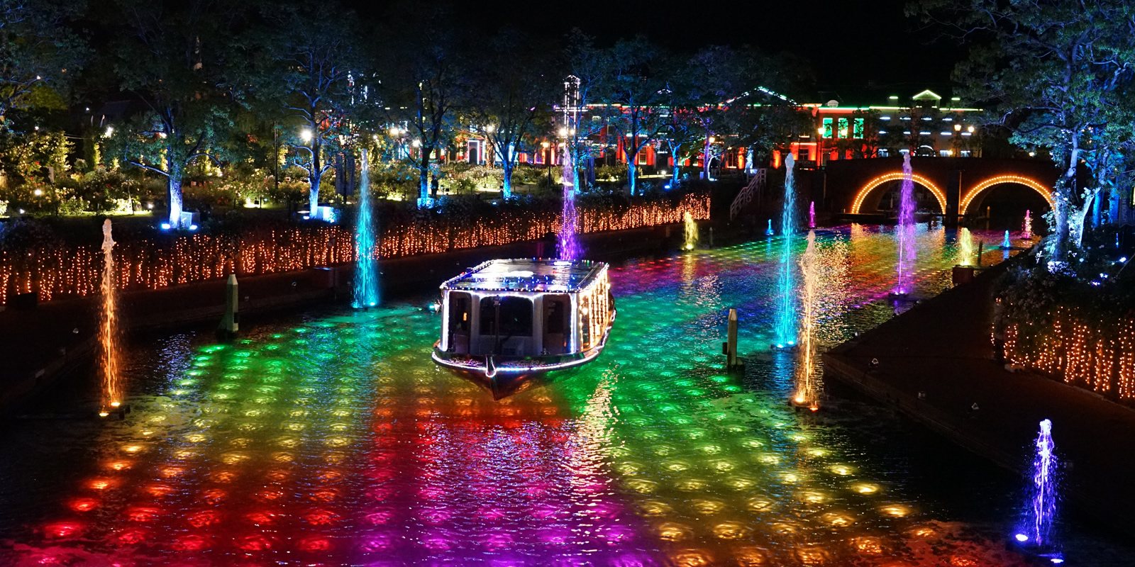 Light & Fountain Canal
